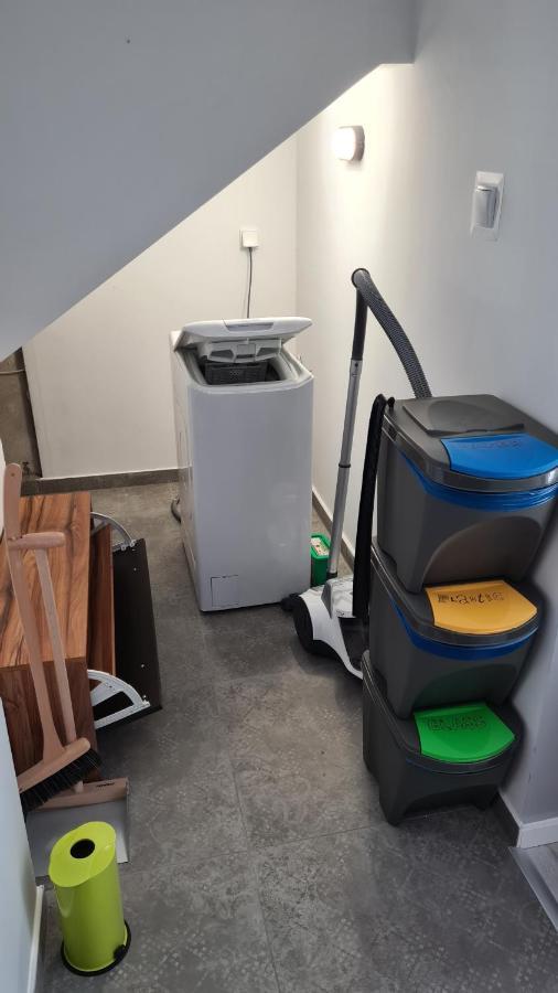 Urocze Apartamenty Na Wsi Goledzinow Exterior photo