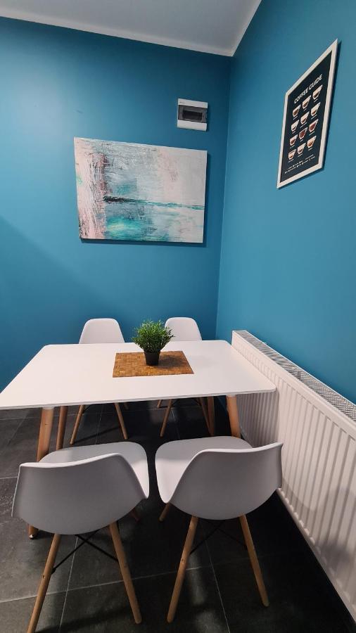 Urocze Apartamenty Na Wsi Goledzinow Exterior photo