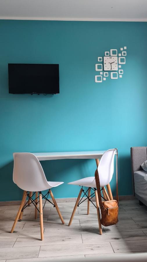 Urocze Apartamenty Na Wsi Goledzinow Exterior photo